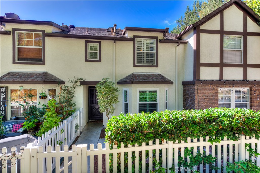 Charming Three Vines Condo with Fresh Upgrades!
Discover this inviting 3-bed, 2.5-bath home tucked in a storybook neighborhood. The open-concept main level feels light and airy, featuring a romantic fireplace and dining area—perfect for entertaining or cozy evenings in. The kitchen shines with granite countertops, refreshed cabinetry, stainless steel appliances, fresh interior paint, and new carpet throughout, giving the home a crisp, move-in-ready feel.
Upstairs, the spacious primary suite delights with hardwood floors, a generous walk-in closet, and a spa-style bath with dual sinks, granite counters, a walk-in shower, and a luxurious soaking tub. Two additional bedrooms, an updated hall bath, and a convenient upstairs laundry room complete the upper level.
Step outside to a white-picket-fenced patio framed by lush trees—ideal for family gatherings or quiet morning coffee. Enjoy close proximity to award-winning Blue Ribbon schools, scenic hiking and biking trails, parks, pools, a water park, a skate park, shopping, and more. High-speed internet is included in the rent.