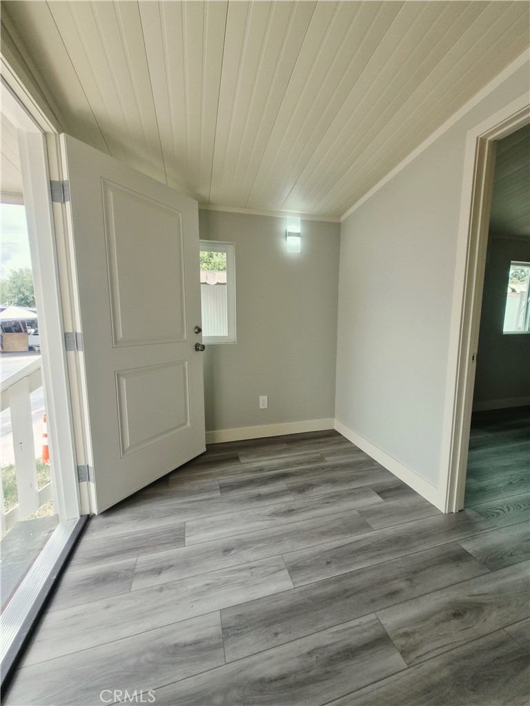 2640 W Rialto