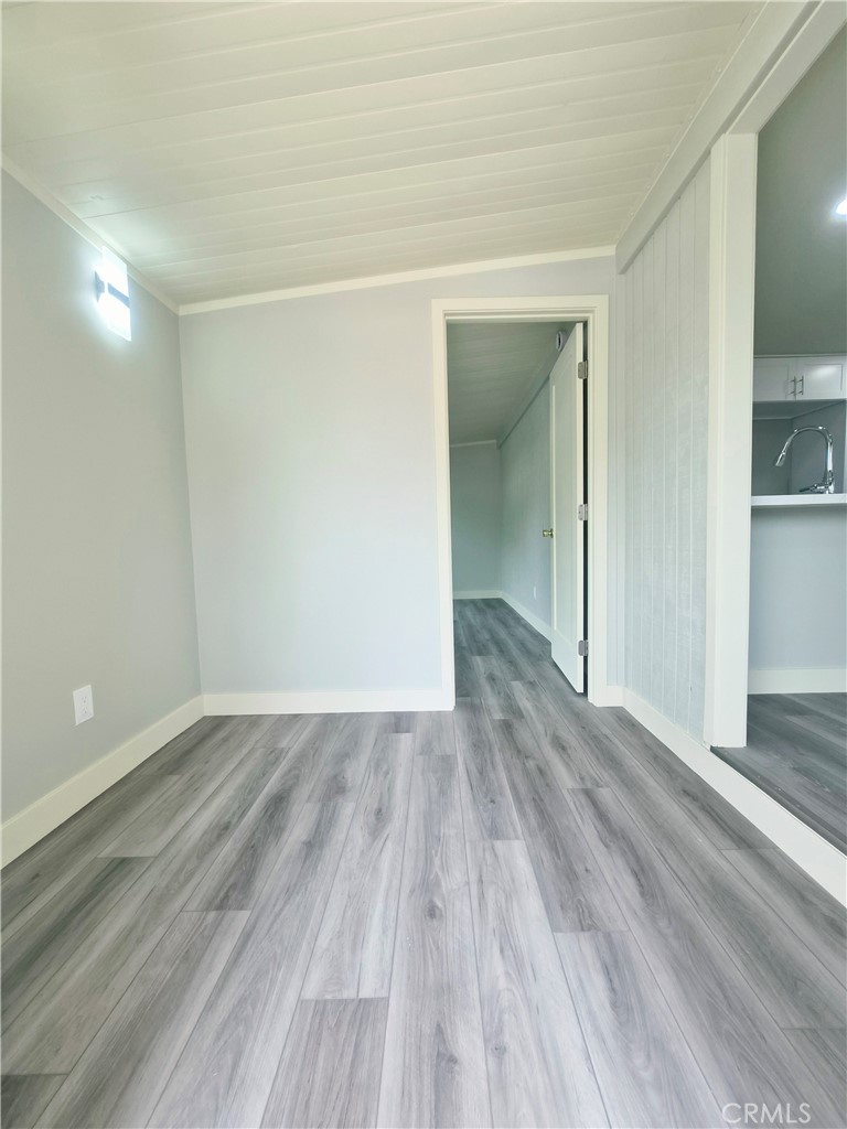 2640 W Rialto