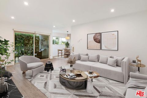 Photo of 23665 Park Capri #101, Calabasas, CA 91302 (MLS # 26652501)