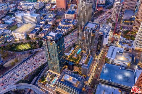 Photo of 889 Francisco Street #1206, Los Angeles, CA 90017 (MLS # 26757747)