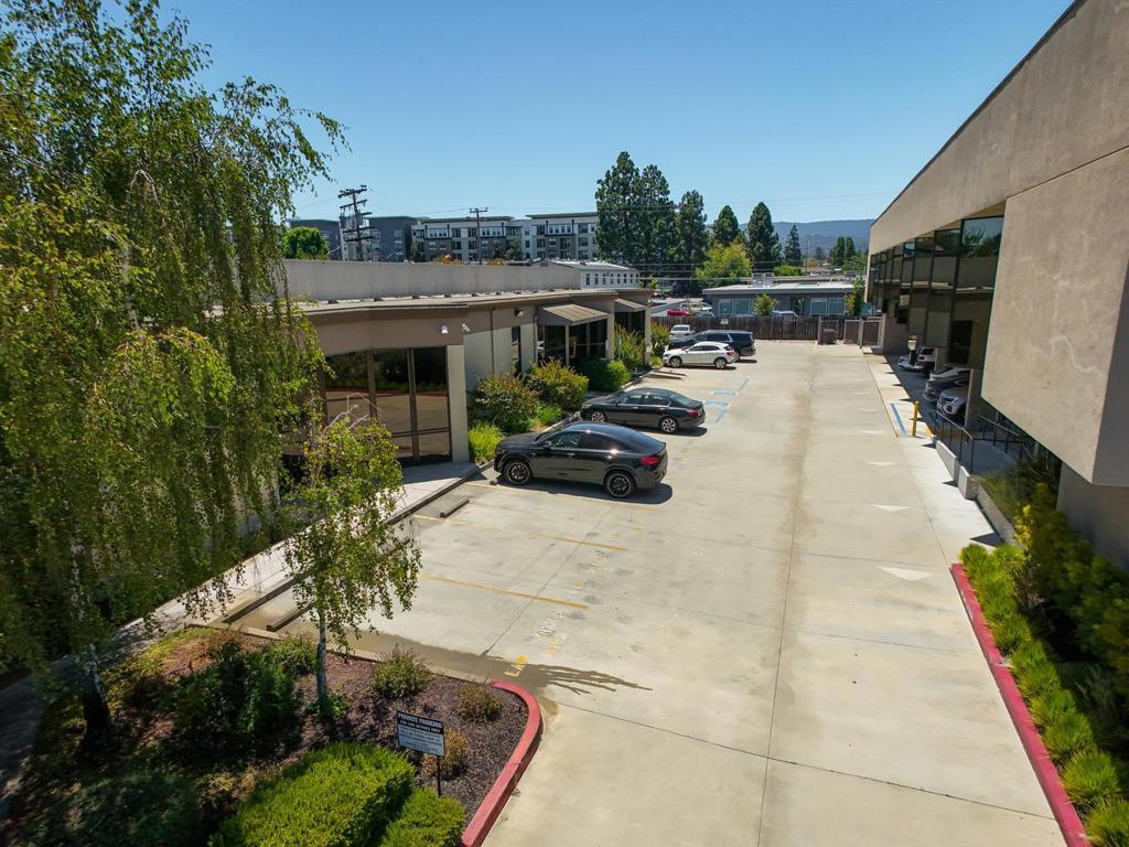 550 Price Avenue