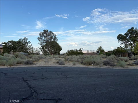 Photo of 0 Crest Drive, Victorville, CA 92395 (MLS # HD26172449)