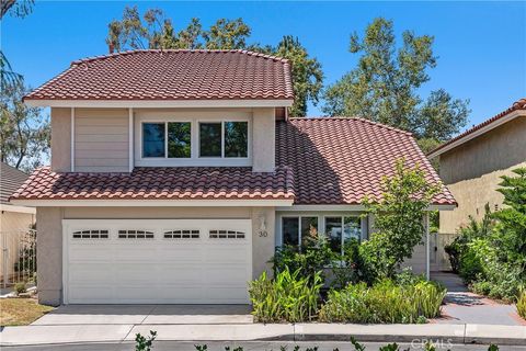 30 Entrada W Irvine CA 92620