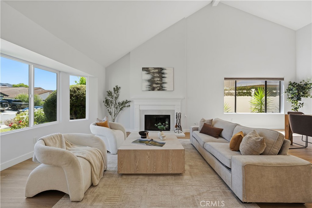 29033 Hollow Oak Court