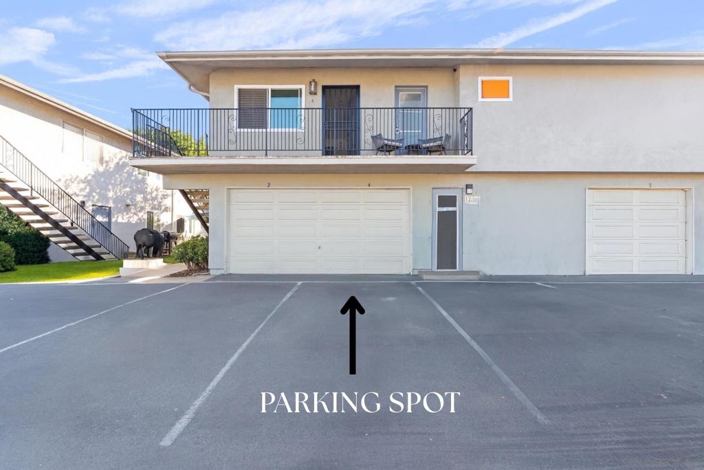 Lakeside - Residential