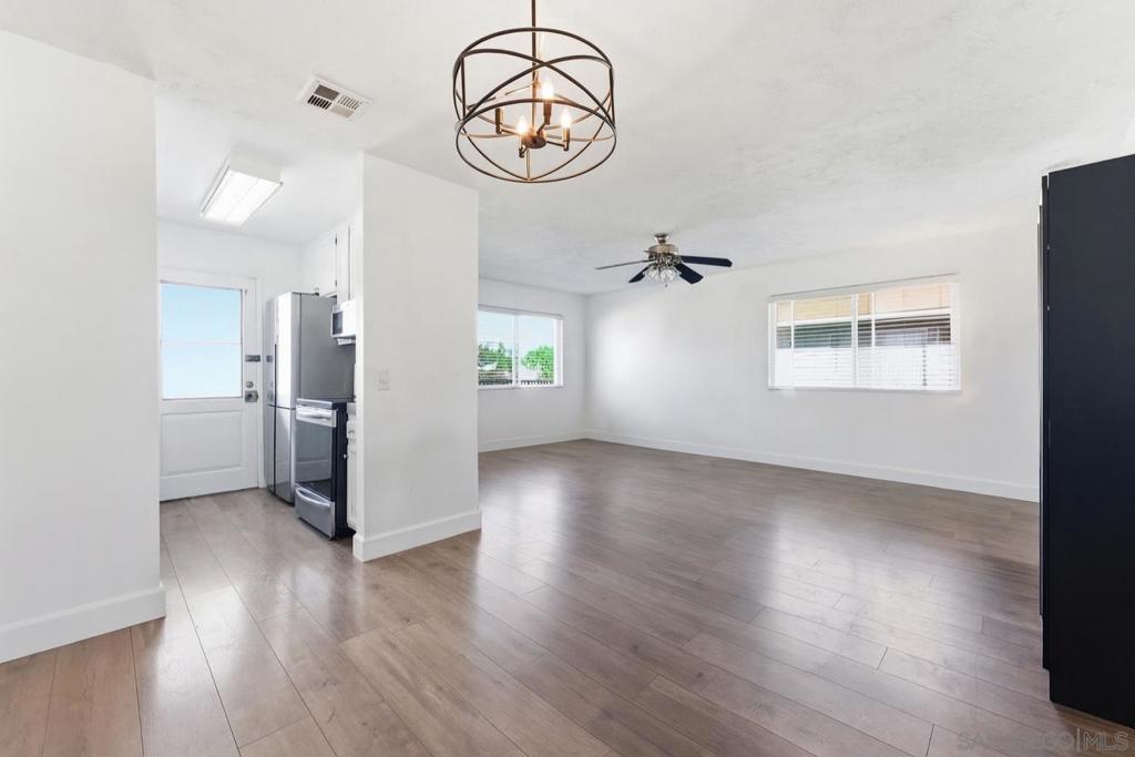 Lakeside - Residential