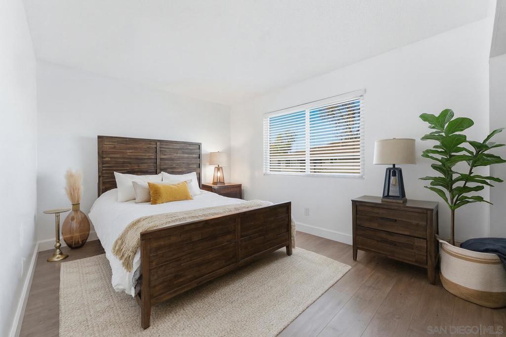 Lakeside - Residential