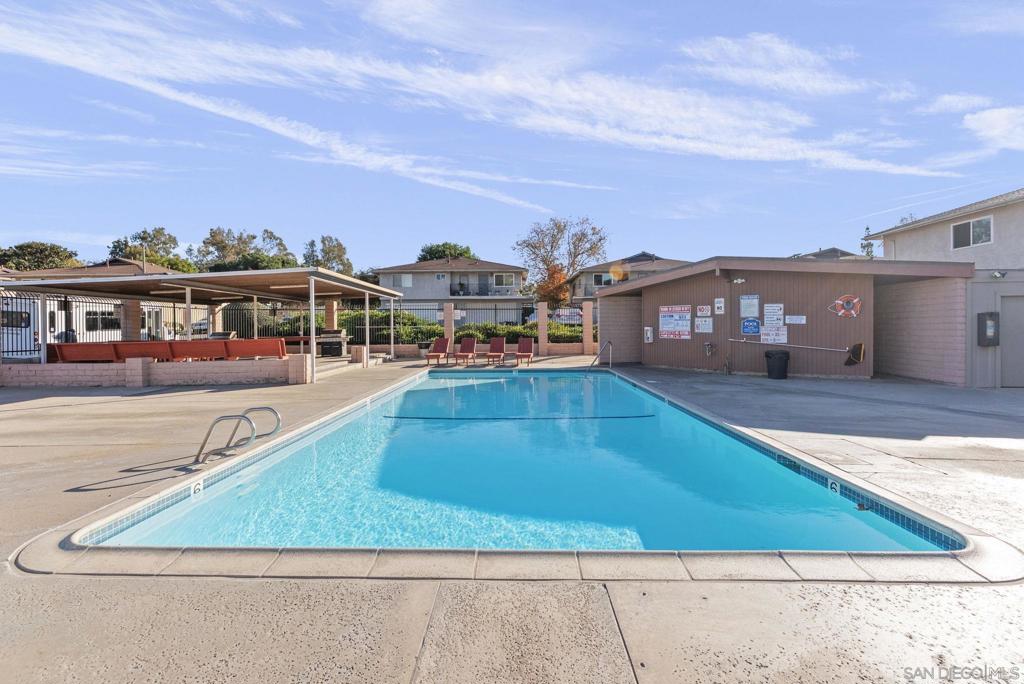 Lakeside - Residential