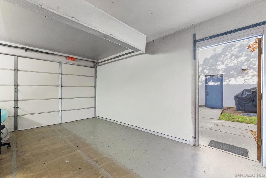 Lakeside - Residential