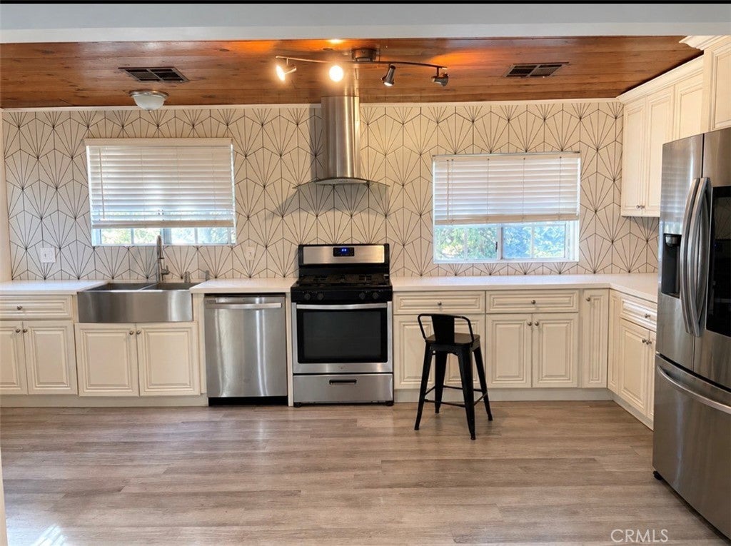 22728 Ponderosa