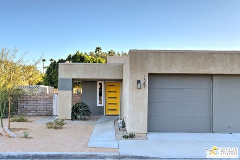 Photo of 1589 N Sunflower Court, Palm Springs, CA 92262 (MLS # 26853297PS)