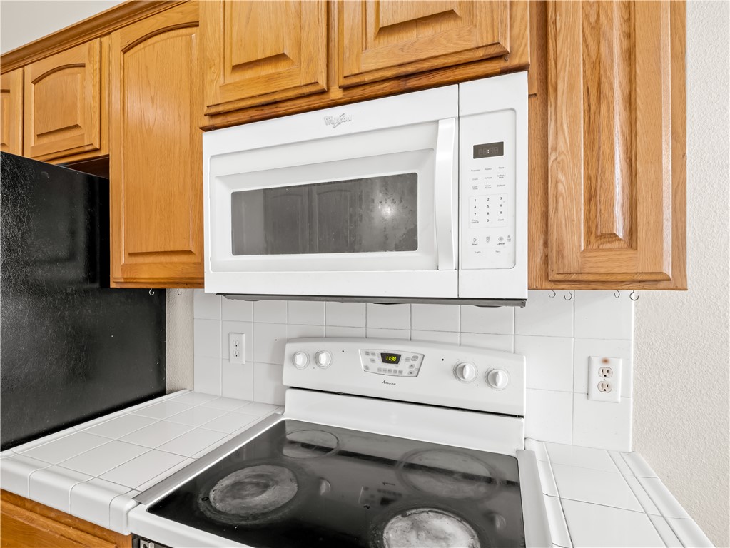 6249 W Dovewood