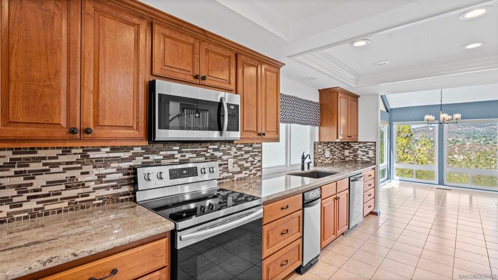 15615 Vista Vicente 5