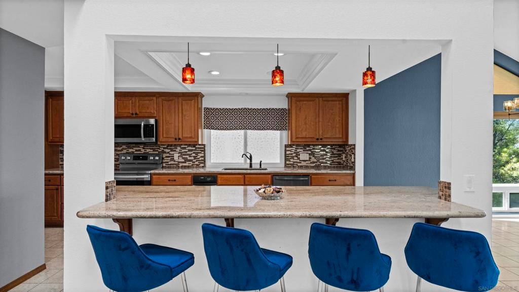 15615 Vista Vicente 5