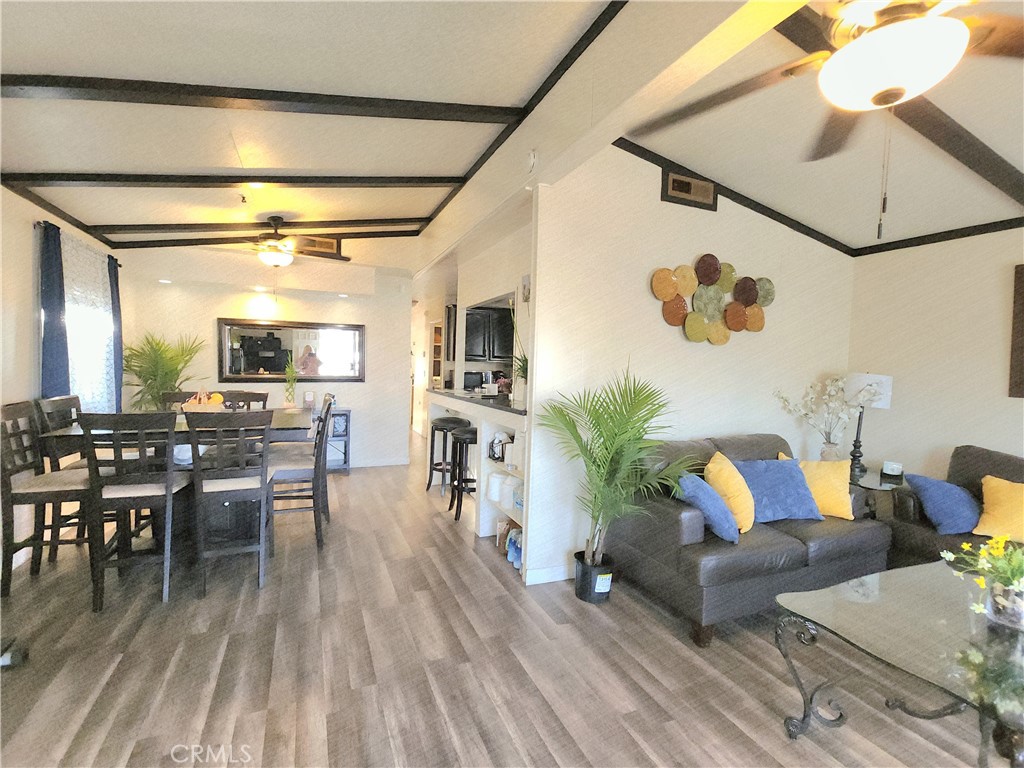 17705 Western 118