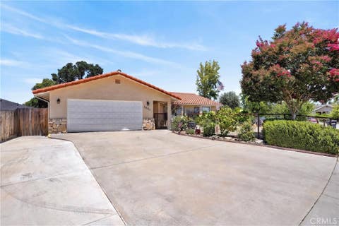 Tiny photo for 1031 Rachel LN, Paso Robles, CA 93446 (MLS # NS26152360)