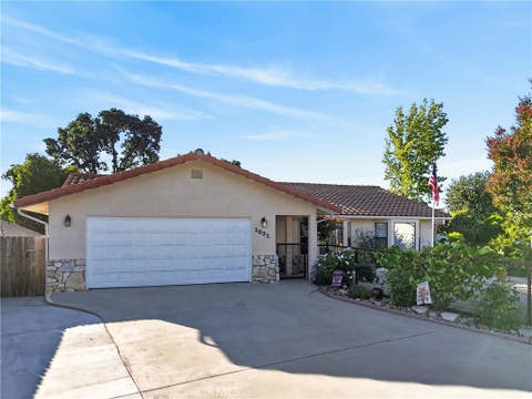 Tiny photo for 1031 Rachel LN, Paso Robles, CA 93446 (MLS # NS26152360)