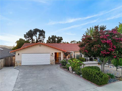 Tiny photo for 1031 Rachel LN, Paso Robles, CA 93446 (MLS # NS26152360)