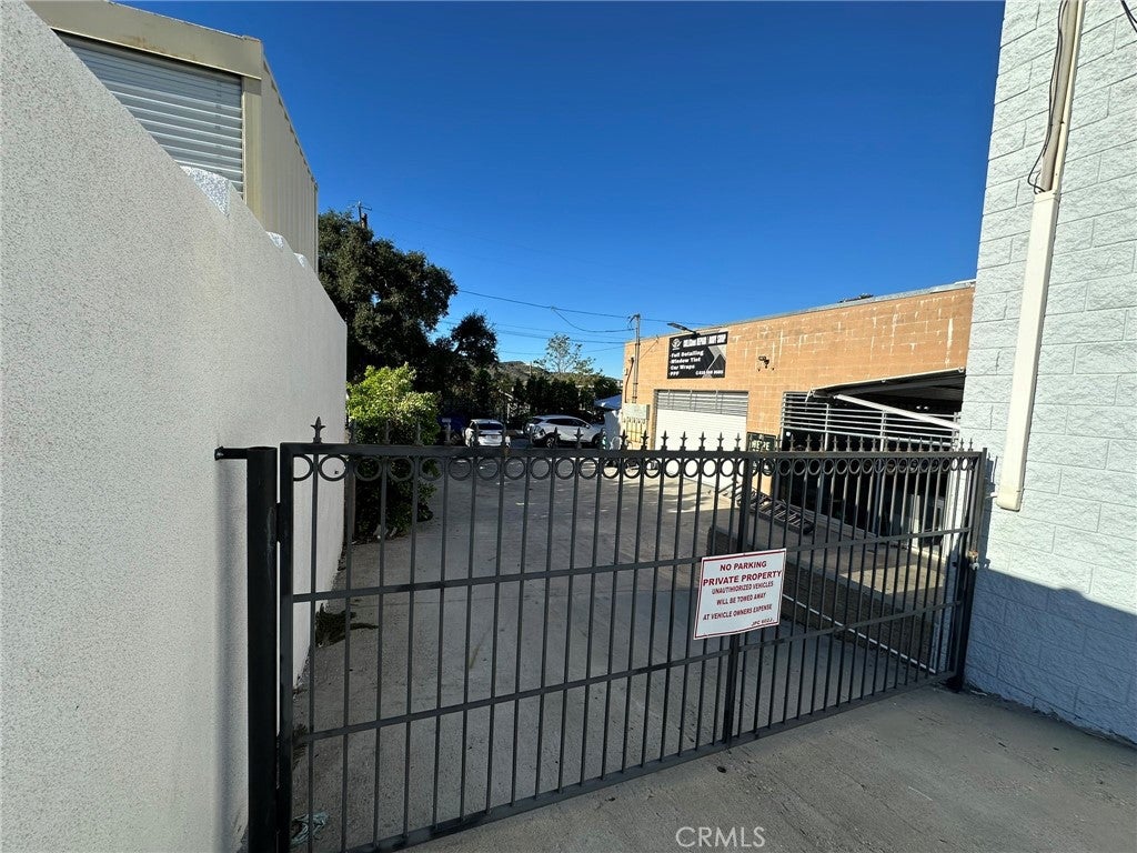 7616 FOOTHILL Boulevard