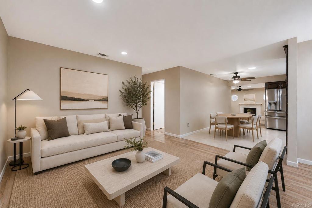 1448 Esperanza Way