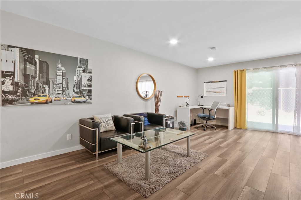 1129 Rosecrans Avenue 28A