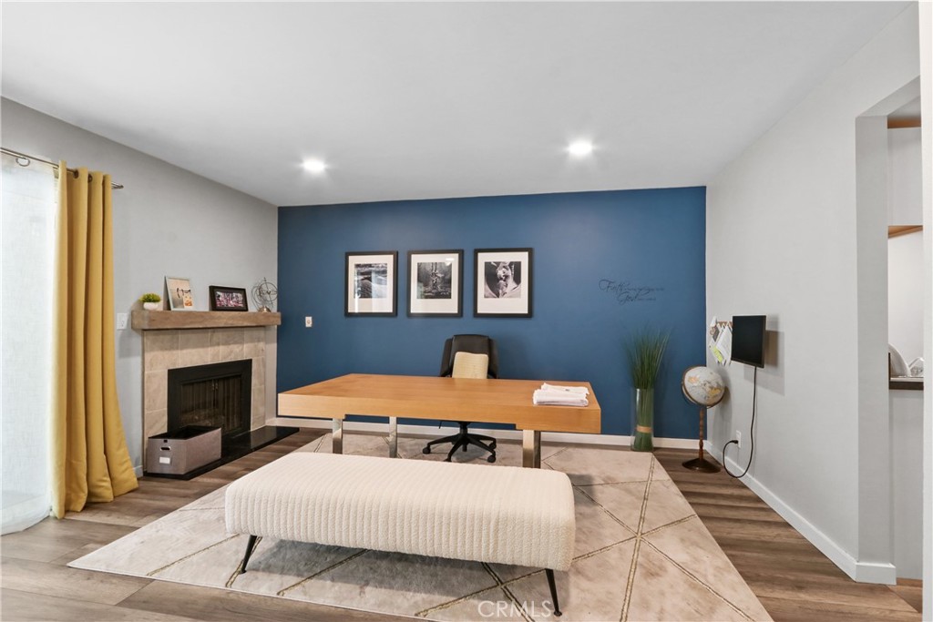 1129 Rosecrans Avenue 28A
