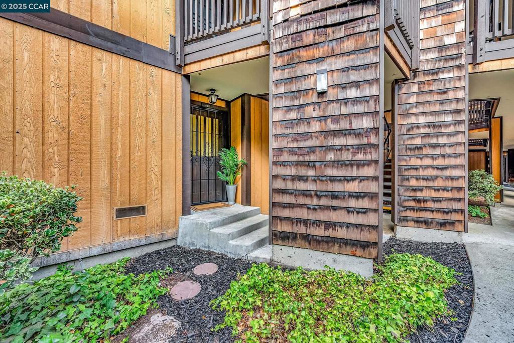 SARATOGA HILLS - Residential