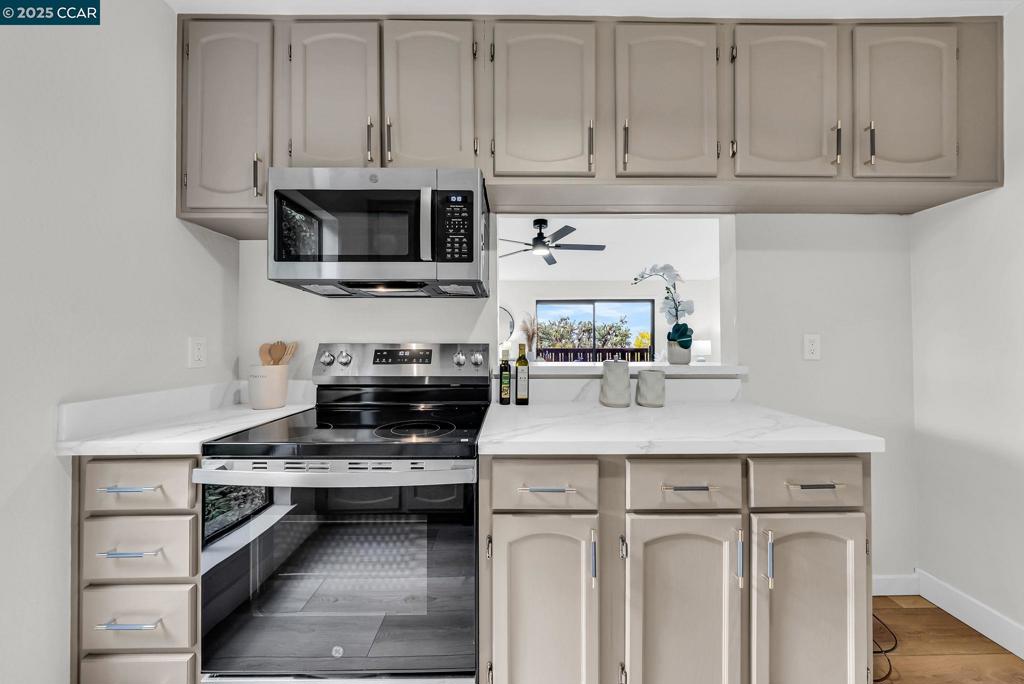SARATOGA HILLS - Residential