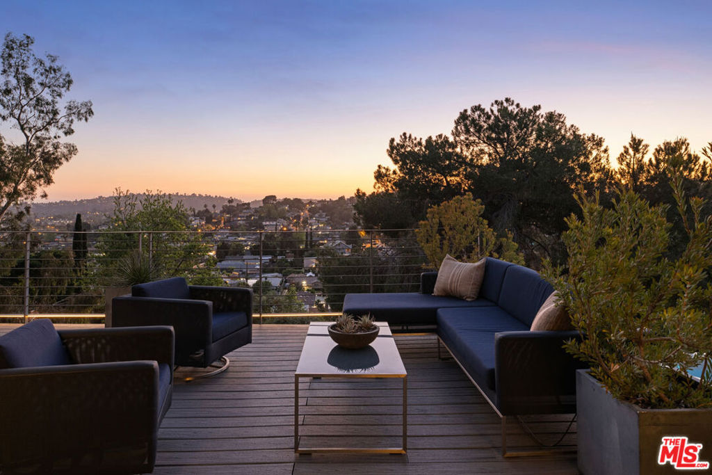 523 Marie Avenue