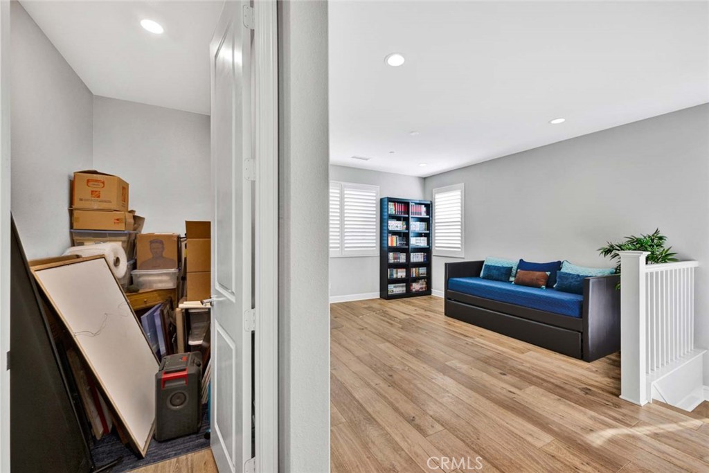 Camila - Residential