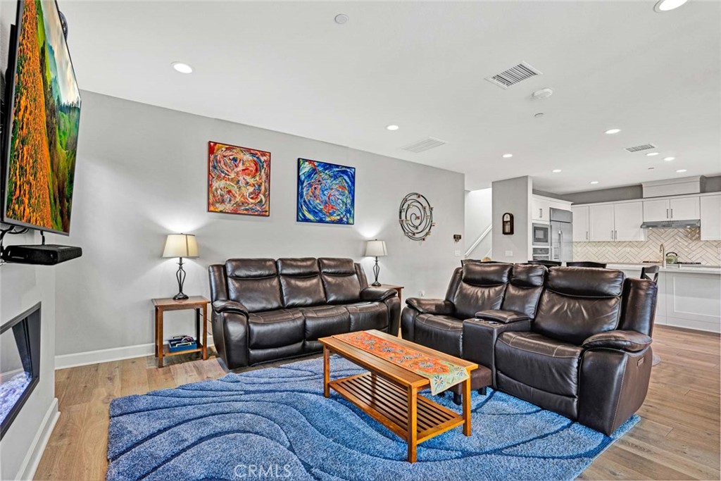 Camila - Residential