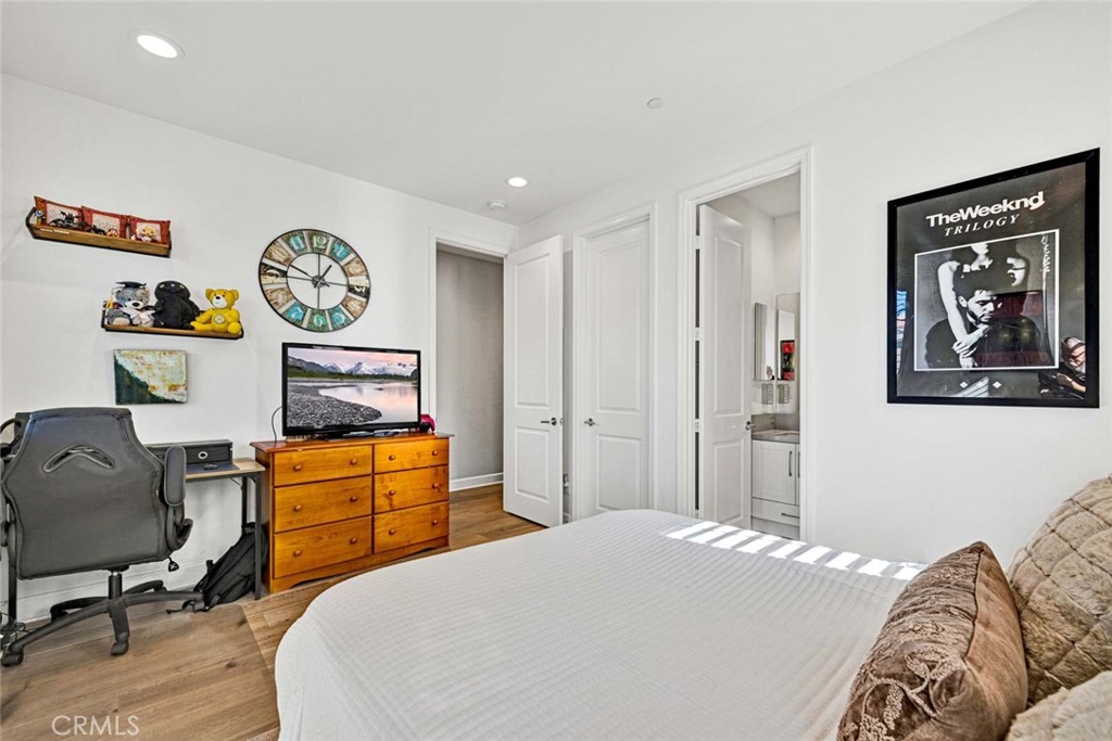 Camila - Residential