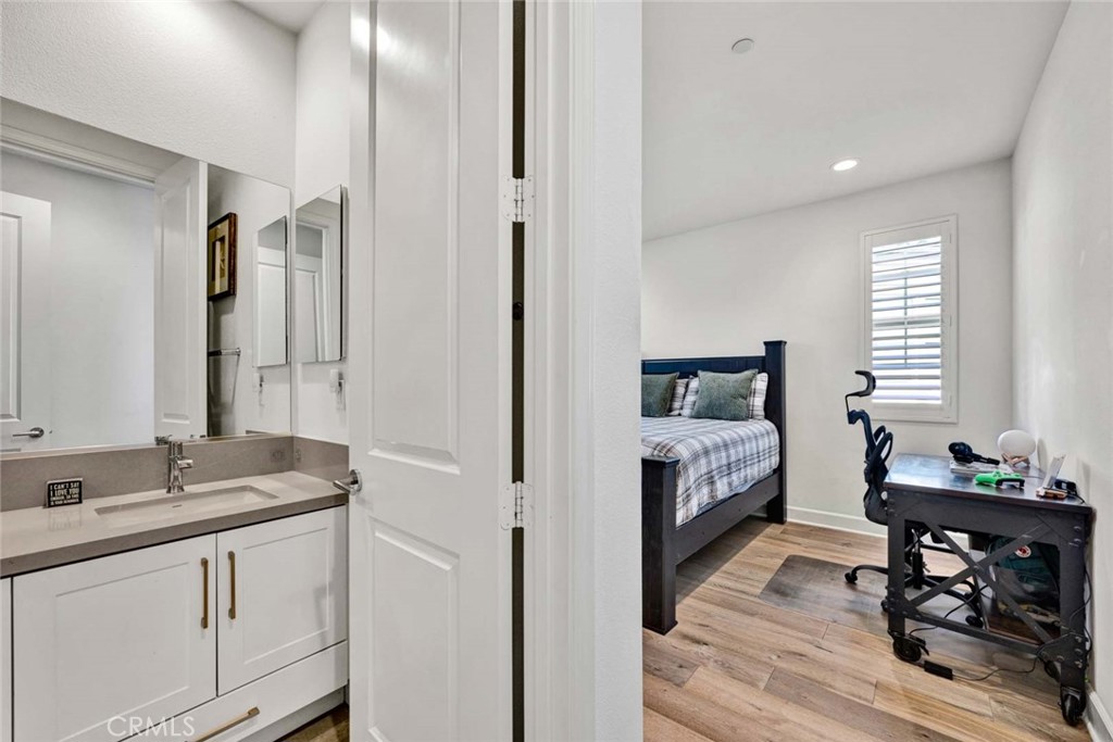 Camila - Residential