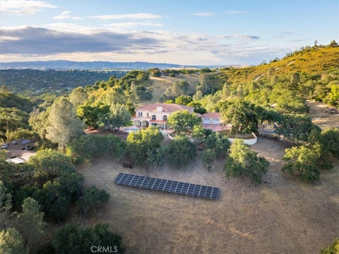 Photo of 5255 Escarpa Ave Ave, Atascadero, CA 93422 (MLS # SC26099891)