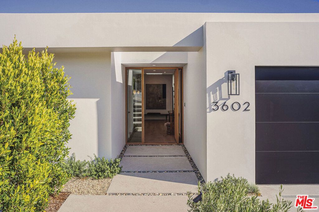 Photo of 3602 Shoreheights Drive, Malibu, CA 90265 (MLS # 26669131)