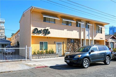 Photo of 338 Linden Avenue, Long Beach, CA 90802 (MLS # PW26062317)