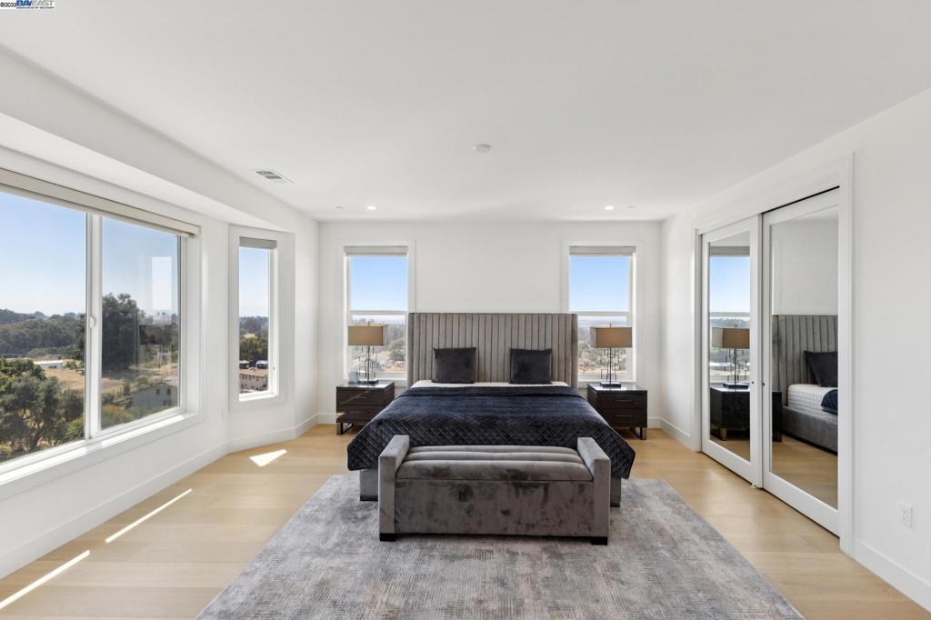 FAIRVIEW AREA - Residential