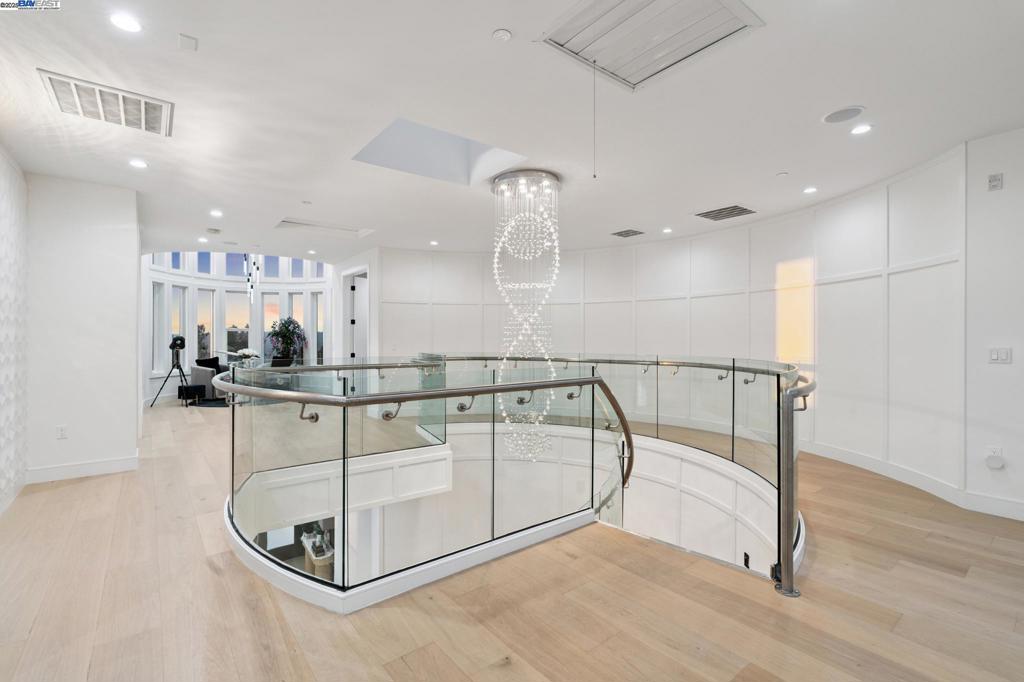 FAIRVIEW AREA - Residential