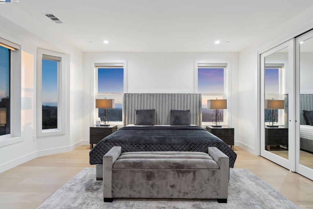 FAIRVIEW AREA - Residential