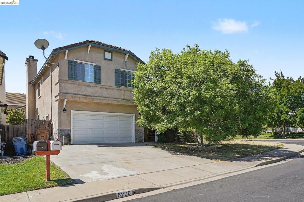 Photo of 5200 Fairside Way WAY, Antioch, CA 94531 (MLS # 41142870)