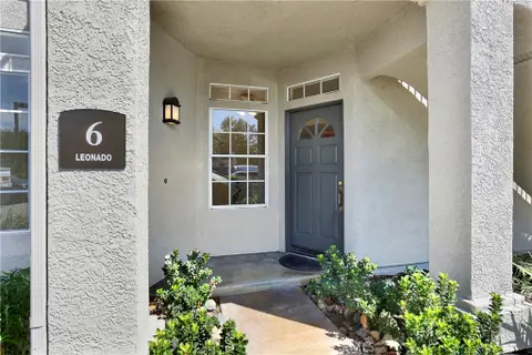 MLS: OC26097793