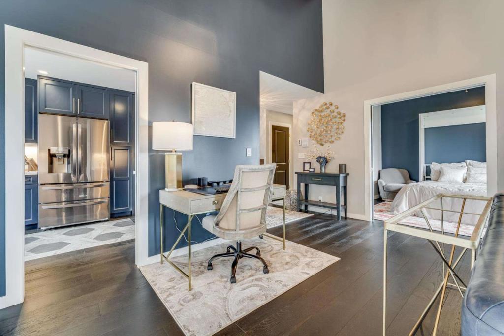 208 N Lake Merced 4F