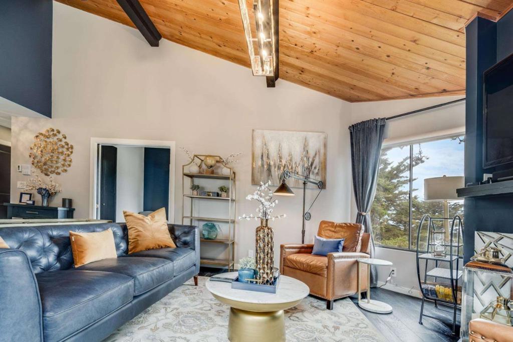 208 N Lake Merced 4F