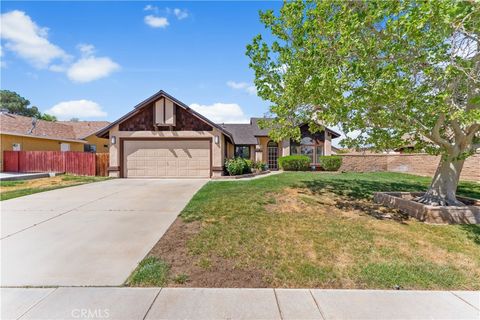 Photo of 38027 Raintree Ln, Palmdale, CA 93552 (MLS # SR26073595)