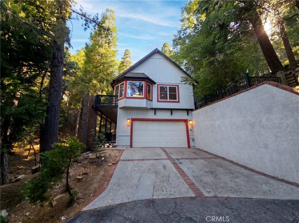 472 Brentwood