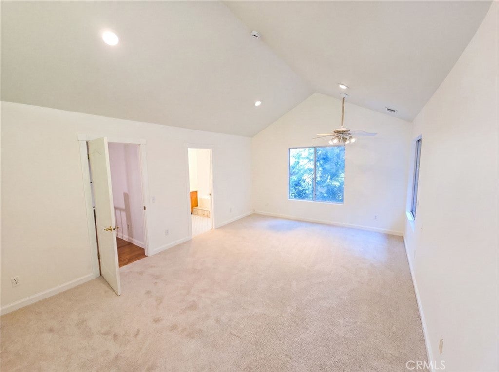 472 Brentwood