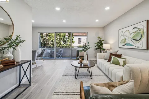 2614 Warring St Unit 6, Berkeley, CA 94704 - MLS#: 41128495