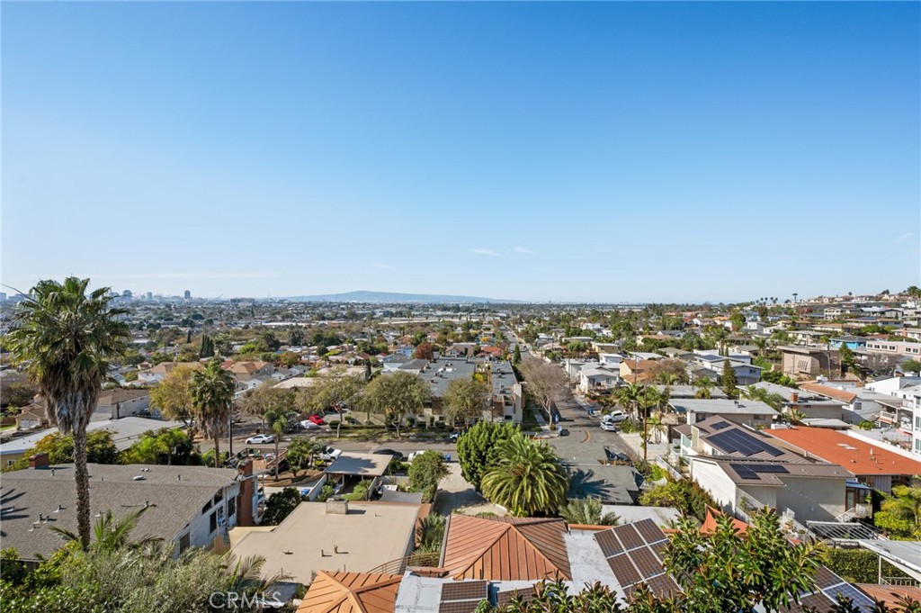 1995 Molino Avenue 302