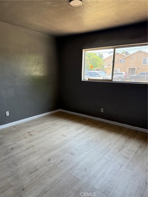 Photo of 1030 W Latham AVE, Hemet, CA 92543 (MLS # SW26219710)